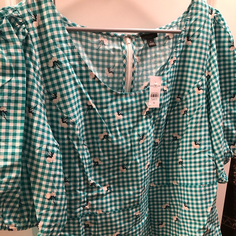 NWT Size 16 Ann Taylor Roses and Green Gingham Blouse